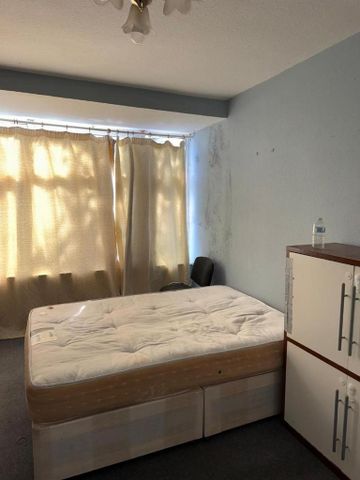 1 bedroom barn conversion to rent - Photo 5