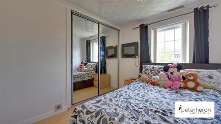 Highfield Place, Pallion, Sunderland, Tyne and Wear, SR4 6LP - Photo 3