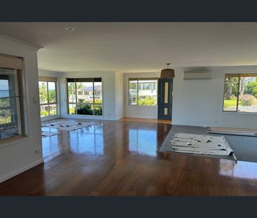 Coastal Family Home with Ocean Views – Lennox Head - Photo 1