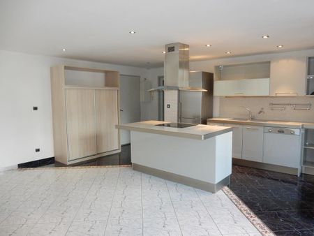 Location Appartement 2 pièces 52m² CHAMBERY 73000 - Photo 3