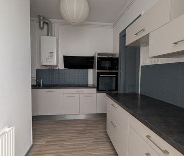 Location Appartement 4 pièces 87m² - Photo 6