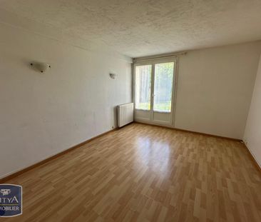 Location Appartement 2 pièces 37m² CHATEAUROUX 36000 - Photo 6