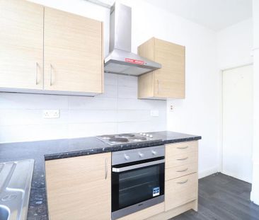 2 bedroom terraced house to rent - Photo 6