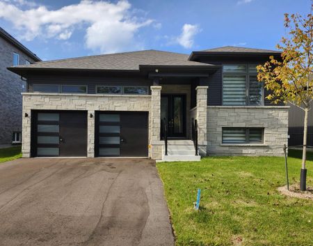 For Lease - 196 Ramblewood Drive, Wasaga Beach, Ontario - Photo 3