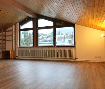 Großzügige 2,5-Zimmer-Dachgeschosswohnung in begehrter Wohnlage - Foto 5