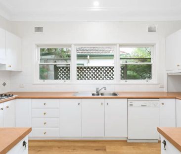 113 Ellesmere Road, Gymea Bay NSW 2227 - Photo 3
