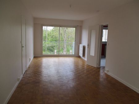 Location Appartement 3 pièces 65m² EPERNON 28230 - Photo 2