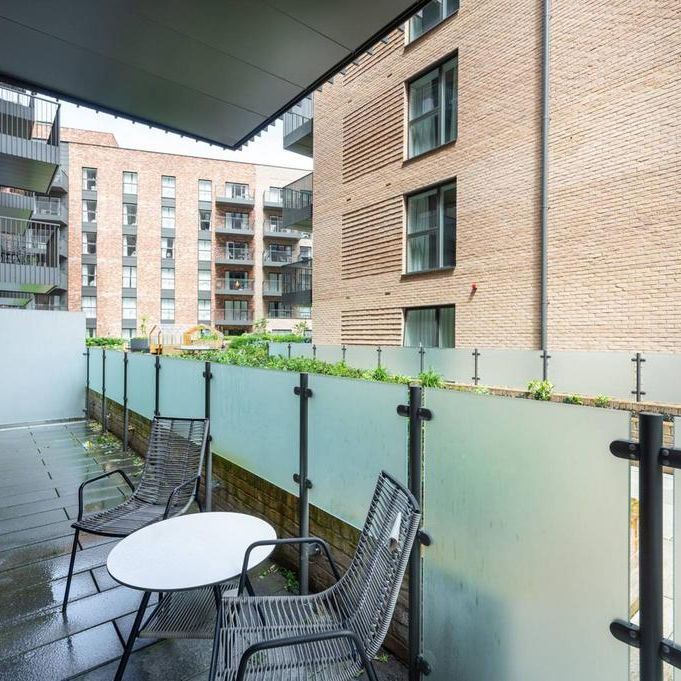 2 bedroom flat to rent - Photo 1