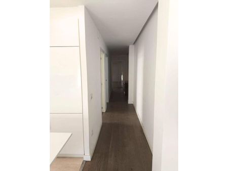 3 room luxury penthouse for rent in Valencia - Photo 5