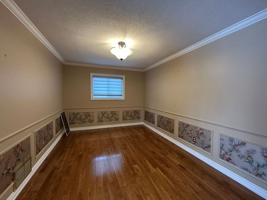 For Lease - 506 Dicenzo Drive, Hamilton, Ontario - Photo 1