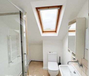 3 bedroom flat to rent - Photo 6