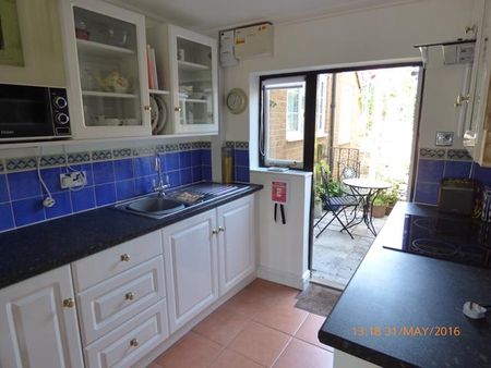 1 bedroom cottage to rent - Photo 4