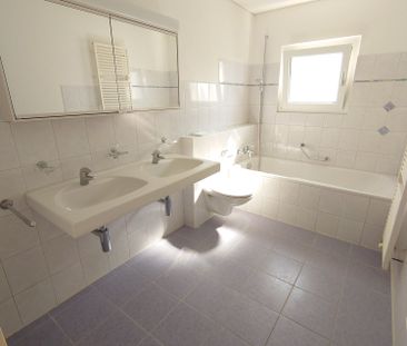 3.5 Zimmer, 92 m², 2. Stock - Photo 3