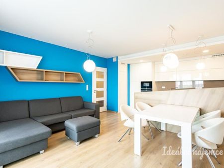 Pronájem bytuRenting an apartment 2+kk, 67 m2 - Fotografie 2