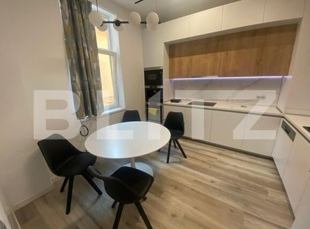 Apartament cu 3 camere, 104 mp, decomandat, parcare, zona strazii Clinicilor - Photo 4