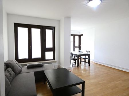 Warszawa, Śródmieście, Grzybowska - Photo 2