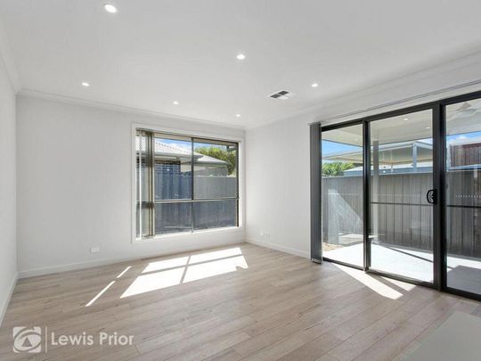 1E Glamis Avenue, 5047, Seacombe Gardens Sa - Photo 1