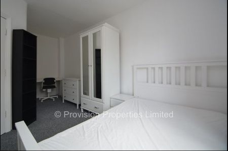 6 Bed Student Properties Leeds - Photo 5