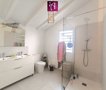 Location Maison 6 pièces 124m² PETIT BOURG 97170 - Photo 3