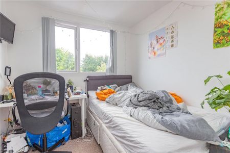 6 bedroom house to rent - Photo 2