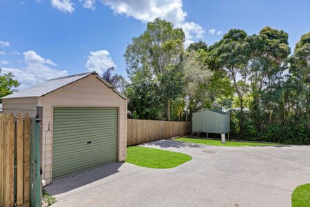 Charming Family Home - Photo 5