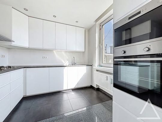Appartement te huur - Photo 1