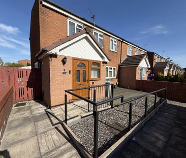 5 bedroom semi-detached house to rent - Photo 4