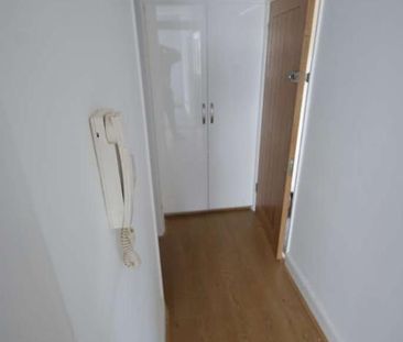 Pall Mall, Leigh On Sea, SS9 - Photo 2