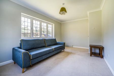 7 bedroom detached house to rent - Photo 2