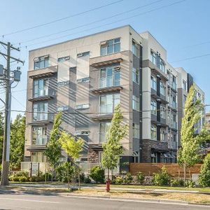 Chambers Apartments - 1 Bedroom - Available September 1st - Photo 2