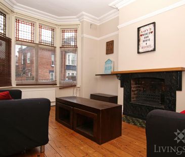 4 bedroom terraced house to rent - Photo 2