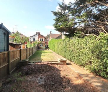 2 bedroom semi-detached house to rent - Photo 4