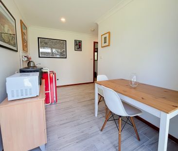 Bucca, 70 Avondale Road (Flat) - Photo 2