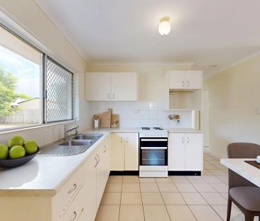 14 San Vito Crescent - Photo 2