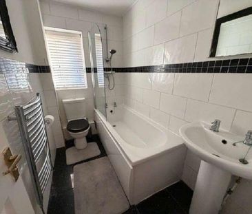 Roxborough Walk, Liverpool, Merseyside, L25 - Photo 1