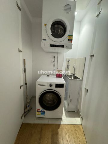 1 bed 1 bath - Photo 5