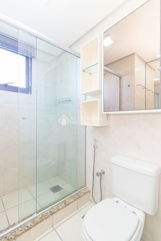 Apartamento com 2 quartos e 86m² para alugar em Petrópolis, Porto Alegre. - Foto 2