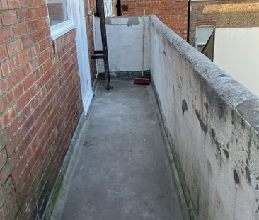 Chapel Road, Worthing - Photo 3