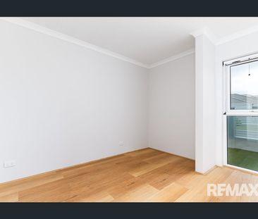 Create Your Dream Lifestyle in the Heart of Ashby! - Photo 3