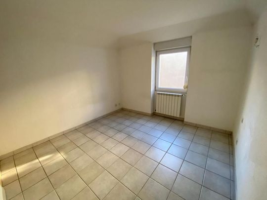 Location Appartement 2 pièces 57m² ST AMBROIX 30500 - Photo 1