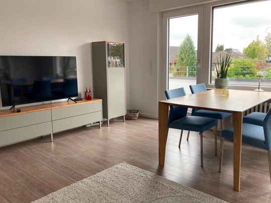 *Mannella* Stilvolle Obergeschosswohnung – hochwertig saniert und ideal gelegen in Siegburg - Photo 1