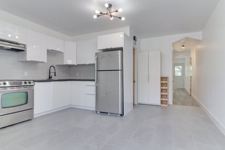 4981 Rue Bélanger, H1T 1C7, H1T 1C7, Montréal - Photo 2