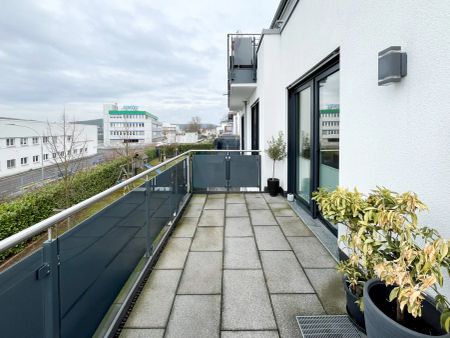 Moderne 3-Zimmer-Wohnung mit Aufzug, Fußbodenheizung & hellem Wohnbereich - Foto 4