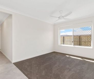 Modern Family Living in a Peaceful Greenbank Pocket with Spacious Y... - Photo 4