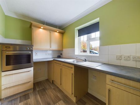 Arthurs Close, Emersons Green, Bristol, BS16 - Photo 4