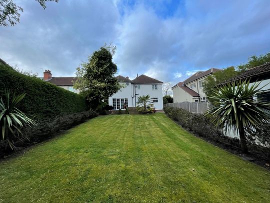 4 bedroom detached house to rent - Photo 1