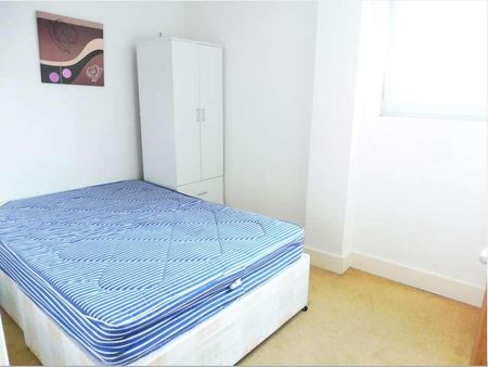 Golate Court, Cardiff, CF10 - Photo 3
