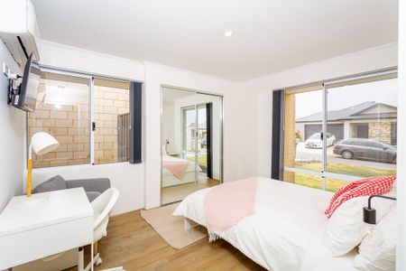 Upper Swan - Photo 3