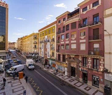 Calle Mármoles, Málaga, Andalusia 29007 - Photo 4