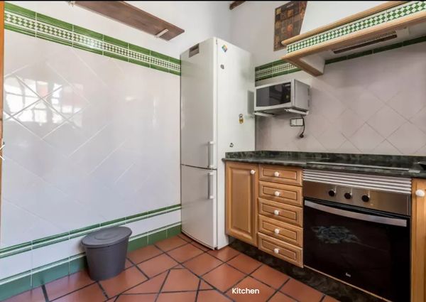 Carrer de les Danses, Valencia, Valencian Community 46001